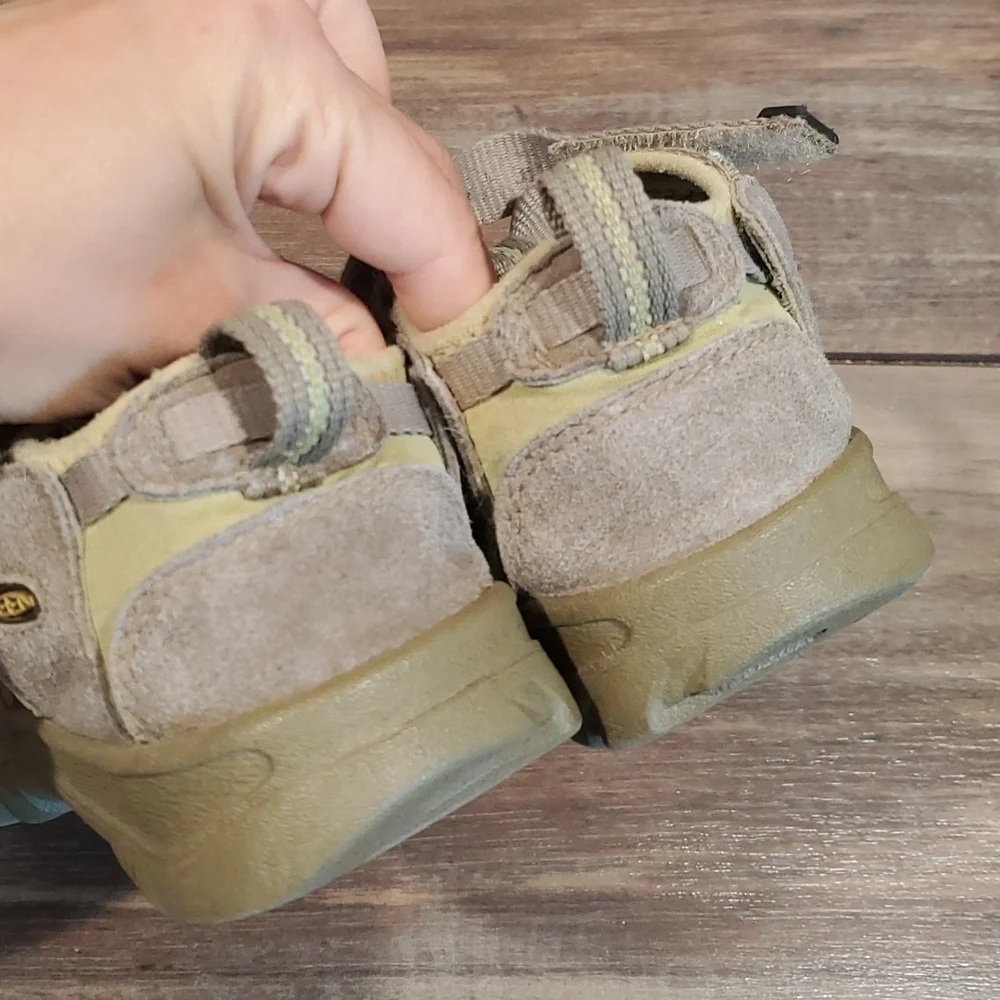 Keen Kids Boy Outdoor Hiking Waterproof Sandals shoes sz 12 Toddler